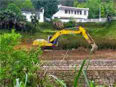 嶺南景區(qū)停車場擴(kuò)建如火如荼